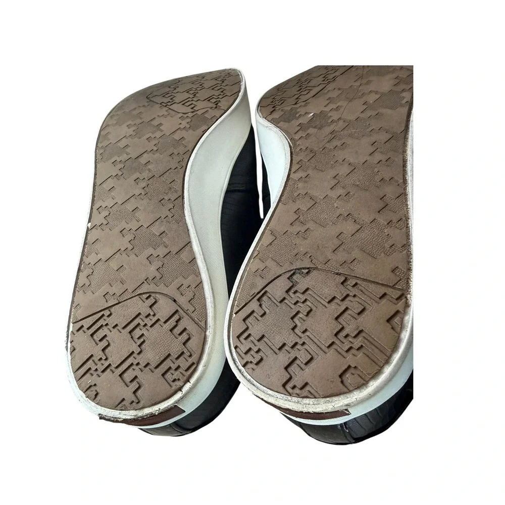 Dr.‎ Scholls Womens Black Snakeskin Embossed Memory Foam Slip On Sneakers 9.5M